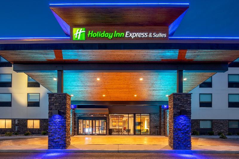 Holiday Inn Express & Suites - Camas, An Ihg Hotel Екстериор снимка